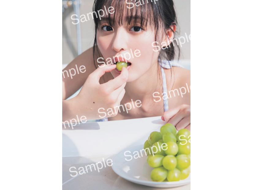 遠藤さくら 1st写真集「可憐」封入ポストカード／撮影：須江隆治（See）