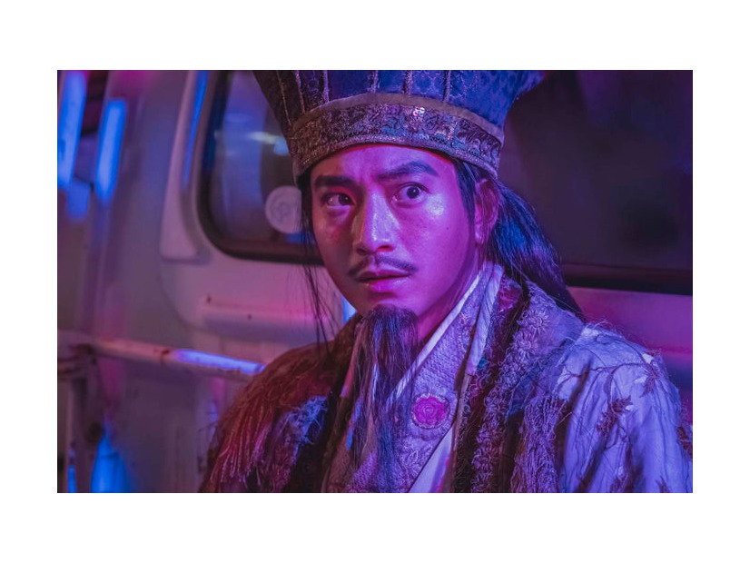 向井理「パリピ孔明」第1話より（C）フジテレビ