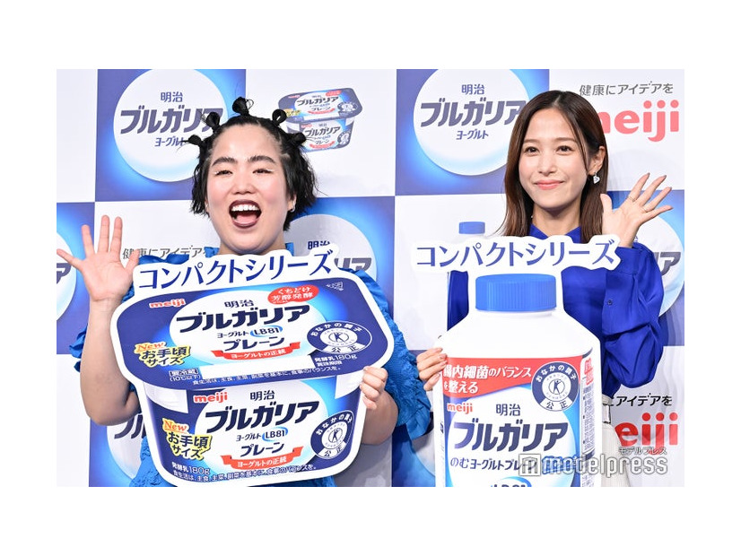 新商品発表会に出席したゆりやんレトリィバァ、鷲見玲奈（C）モデルプレス