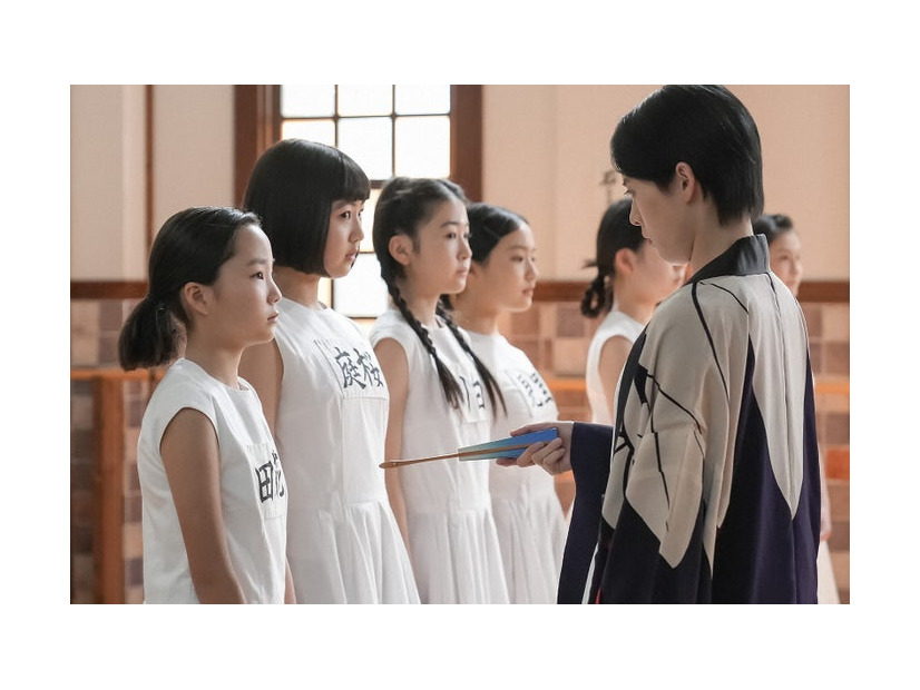 澤井梨丘、木村湖音、小南希良梨、翼和希「ブギウギ」第6話（C）NHK