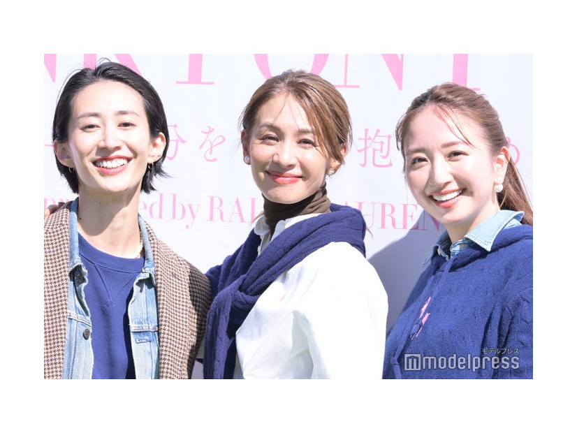 「PINK PONY WALK『自分をもっと抱きしめよう』presented by RALPH LAUREN × KOBUNSHA」に出席した神山まりあ、稲沢朋子、鹿沼憂妃（C）モデルプレス