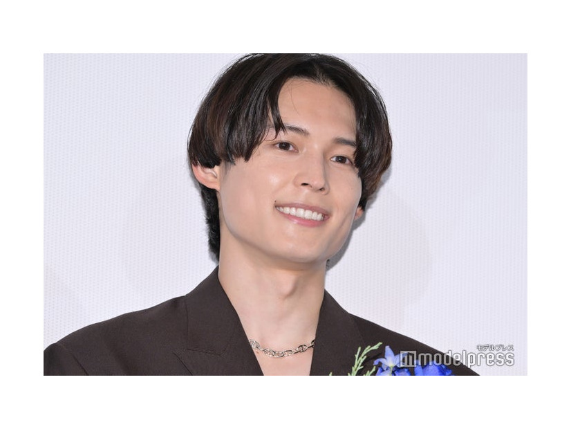 映画『キリエのうた』公開記念舞台挨拶に登壇した松村北斗（C）モデルプレス