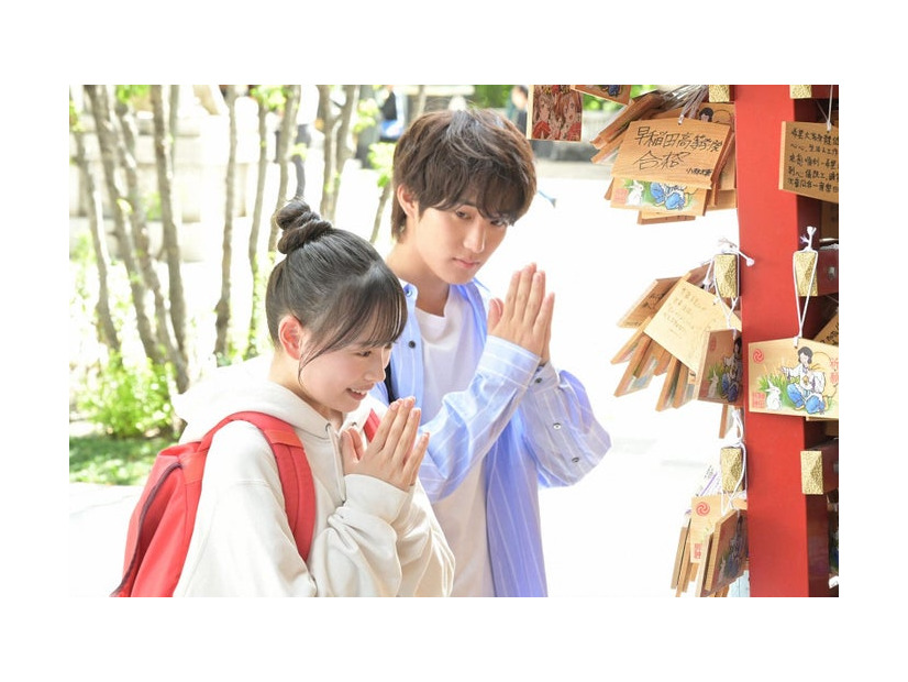 大和奈央、橋本涼「Maybe 恋が聴こえる」第1週より（C）TBS