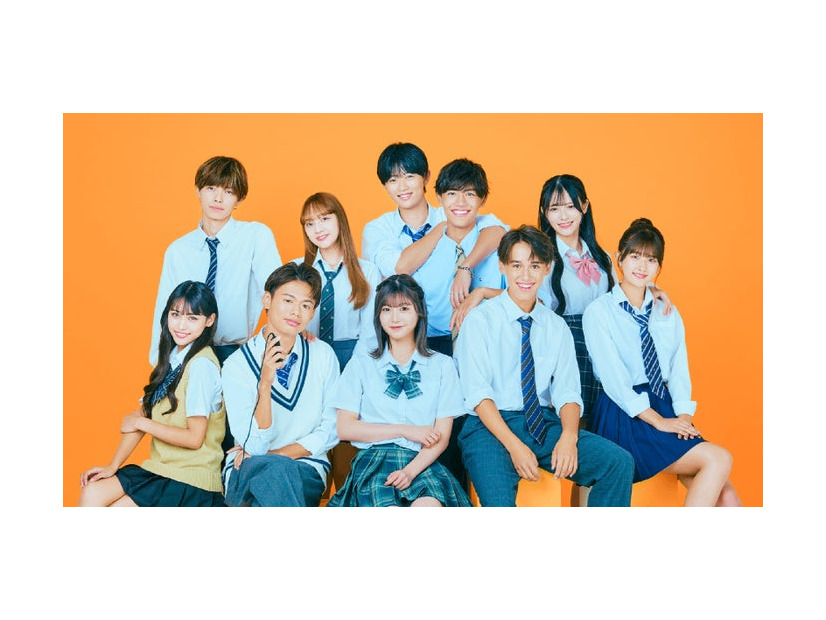 （後列左から）きせき、わか、たかと、ひろむ 、ゆあん（前列左から）ひより、しゅうま、あみ、わつらふ、めいり「今日、好きになりました。-台北編-」（C）AbemaTV, Inc.