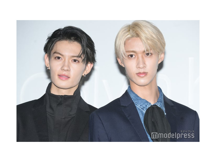 「Calvin Klein」フォトコールに登場した佐野勇斗、曽野舜太（C）モデルプレス