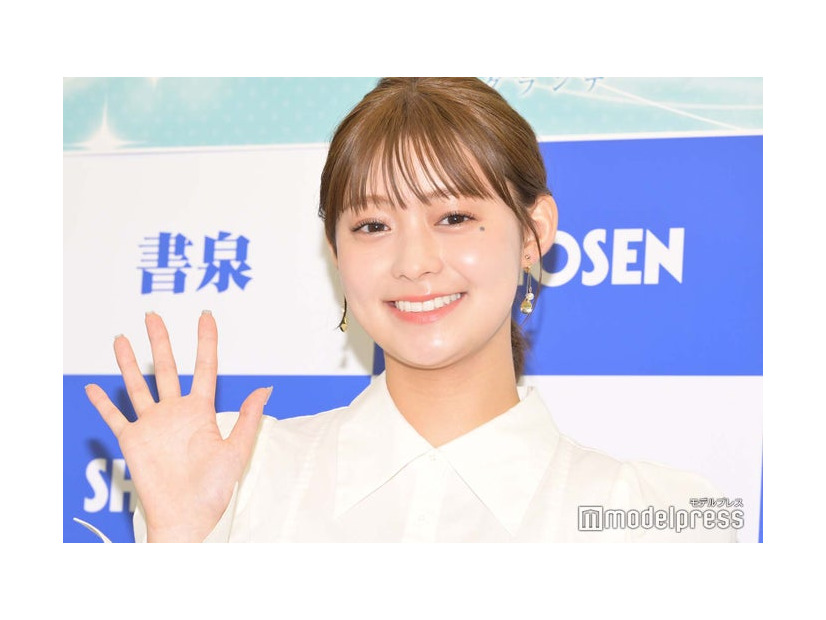 「週刊ビッグコミックスピリッツ表紙登場＆デジタル写真集発売記念」囲み取材に出席した田崎さくら（C）モデルプレス