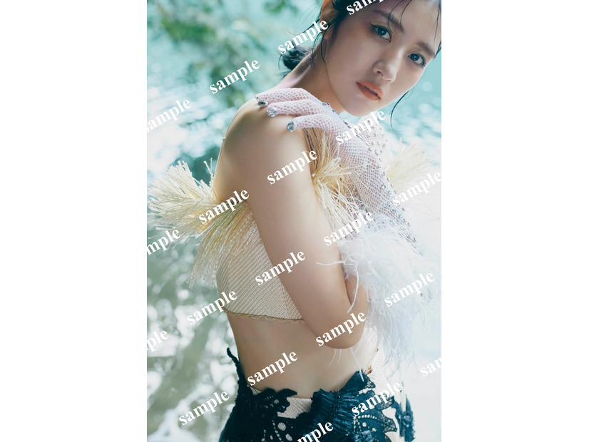 土生瑞穂／HMV＆BOOKS SHIBUYA限定特典ポスター／撮影：三瓶康友