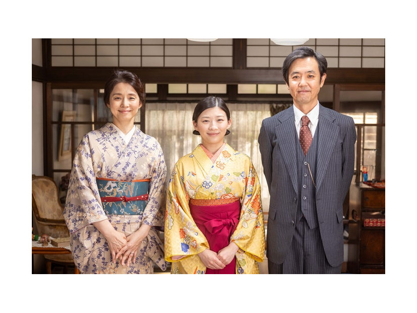 （左から）石田ゆり子、伊藤沙莉、岡部たかし（C）NHK