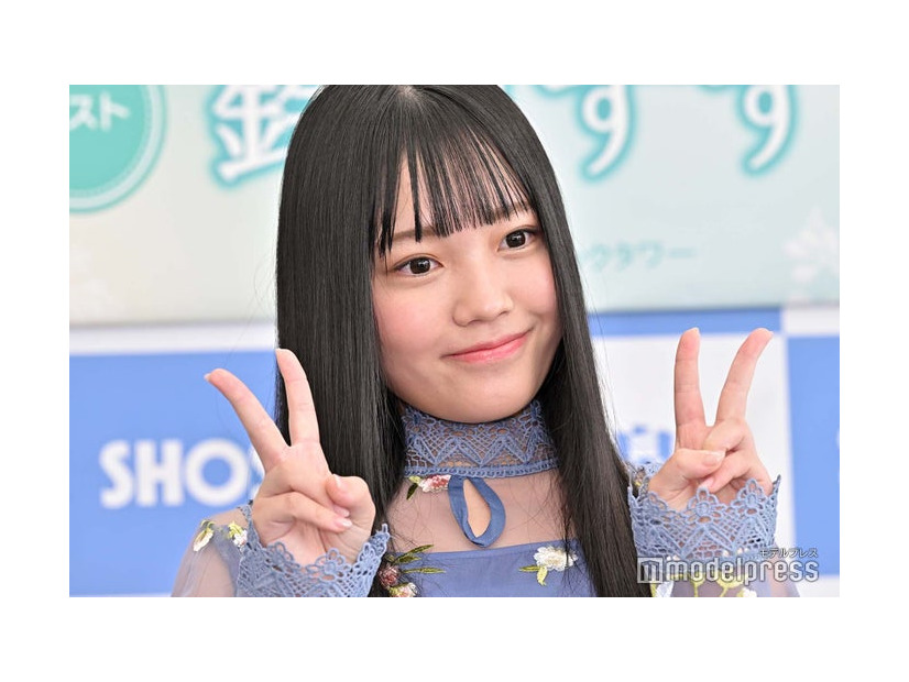 1st写真集「すずのゆめ」発売イベントを開催した鈴原すず（C）モデルプレス