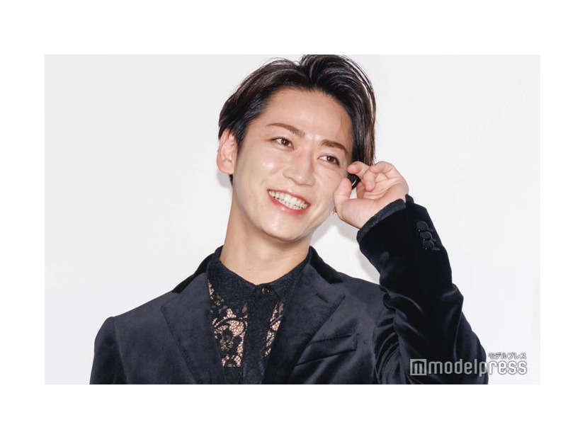 中村獅童からのツッコミに慌てる亀梨和也（C）モデルプレス