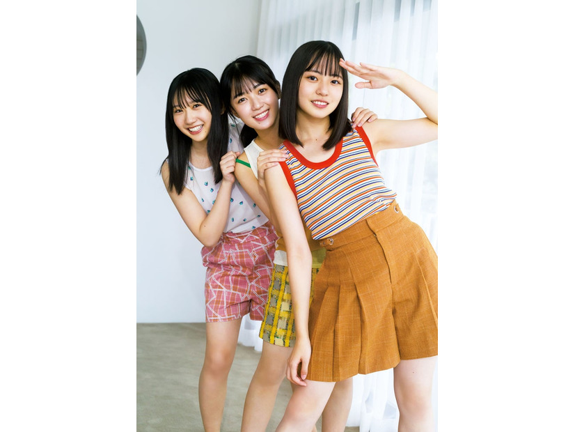 藤嶌果歩、平尾帆夏、正源司陽子（C）藤本和典／集英社