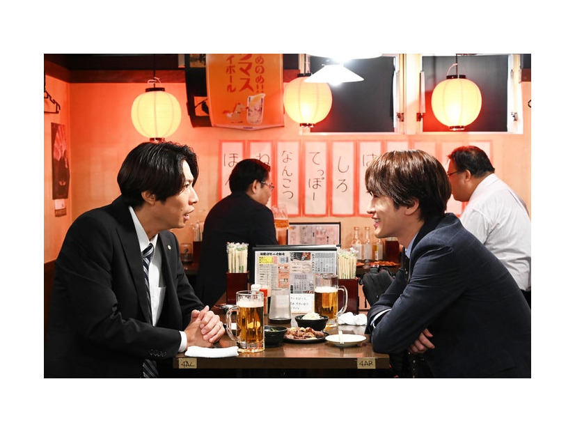 相葉雅紀、深澤辰哉「今日からヒットマン」第2話より（C）テレビ朝日