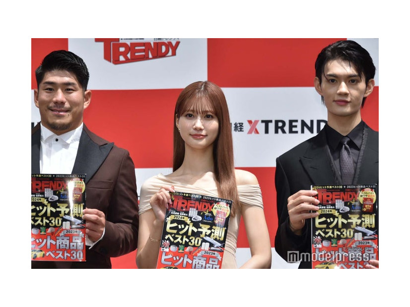 松田力也選手、生見愛瑠、佐野勇斗（C）モデルプレス