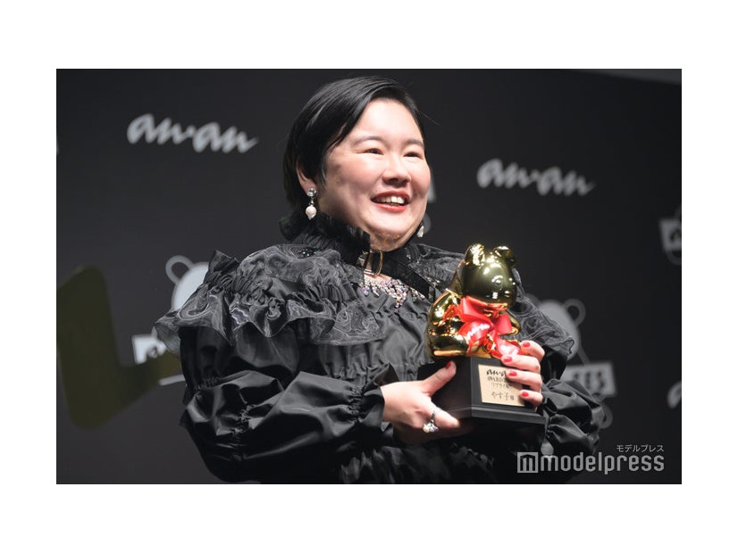 「anan AWARD 2023」授賞式に登壇したやす子（C）モデルプレス
