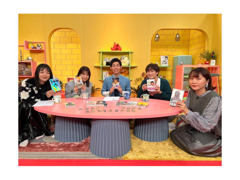 （左から）イワクラ、関有美子、森本晋太郎、宮田俊哉、吉住（C）テレビ朝日
