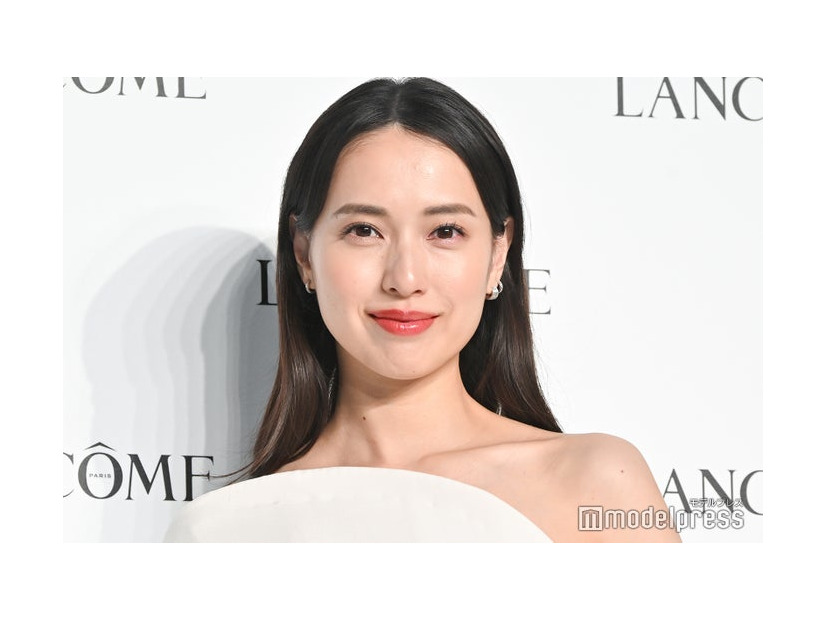 新製品発表会に出席した戸田恵梨香（C）モデルプレス