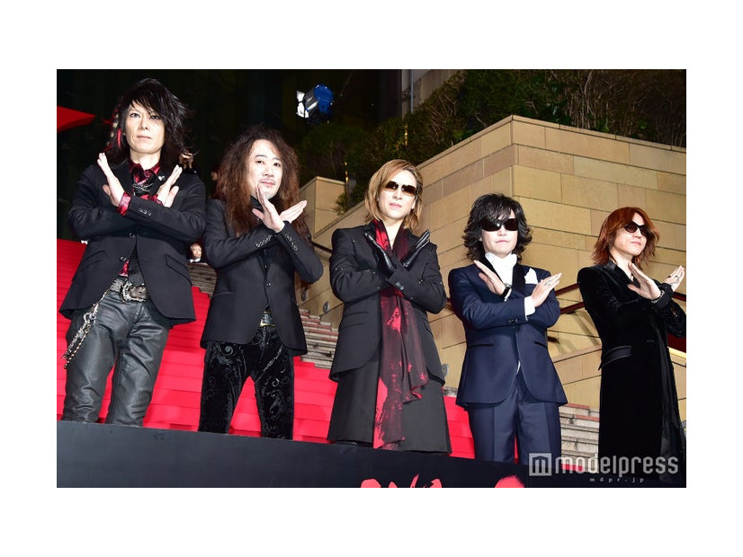 X JAPAN（左から）HEATHさん、PATA、YOSHIKI、Toshl、SUGIZO （C）モデルプレス