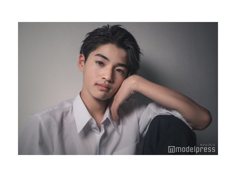 モデルプレスのインタビューに応じた竹村壮生さん（C）モデルプレス