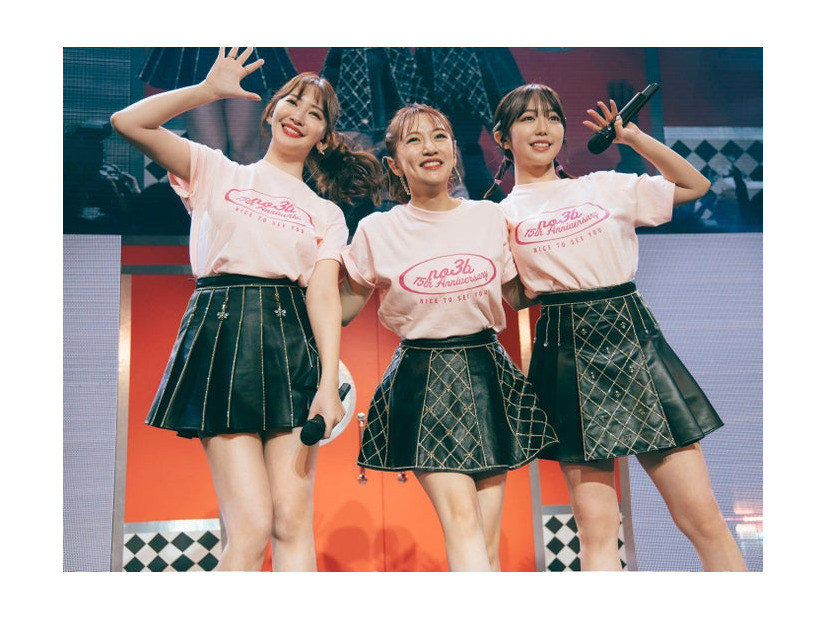 「Bye Bye Bye」小嶋陽菜、高橋みなみ、峯岸みなみ「ノースリーブス15th Anniversary Live」（提供写真）