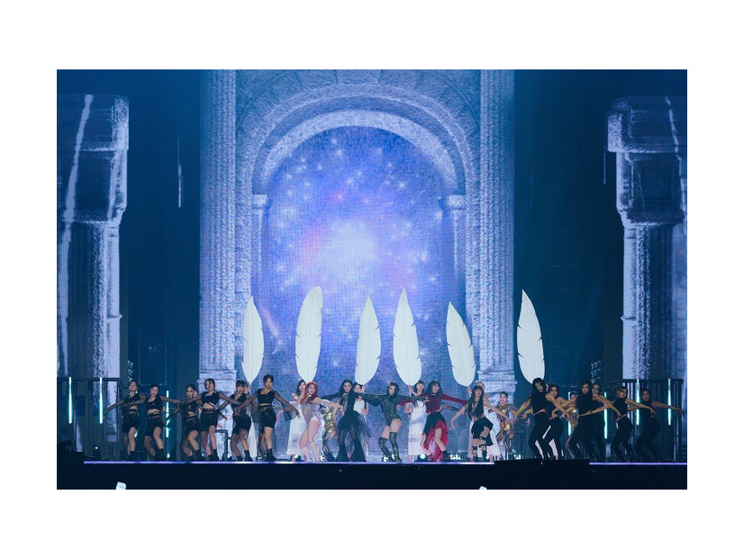 コラボレーションの様子「2023 MAMA AWARDS」（C）CJ ENM Co., Ltd, All Rights Reserved