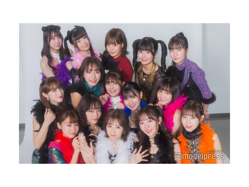フジコーズ（前列左から）今井陽菜、藤本理子、友恵温香、沖玲萌、久木田帆乃夏（中列左から）エブラヒミ椎菜、井手美希、入山七菜、笠野咲藍、小杉怜子（後列左から）高村栞里、山中ありさ、上杉真央、坂本結菜、雨宮凜々子（C）モデルプレス