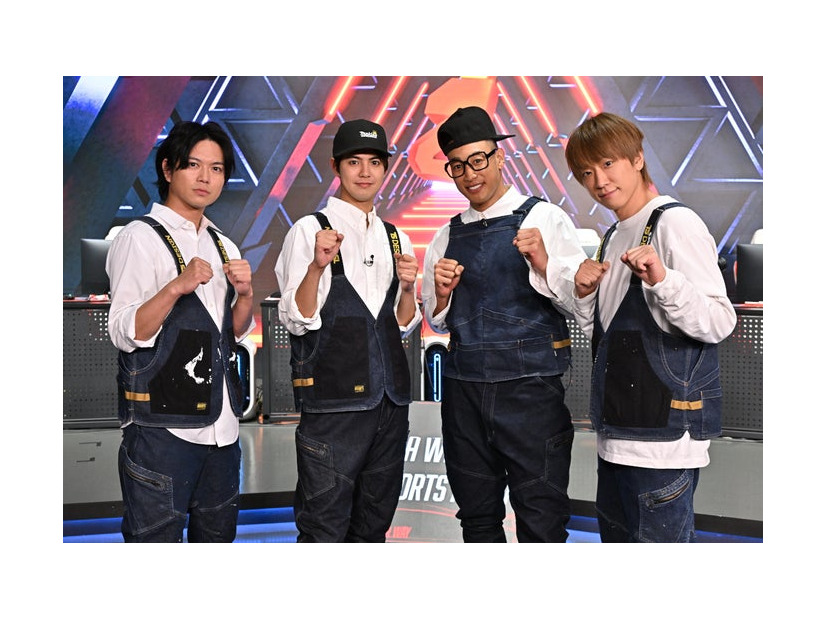 加藤シゲアキ、片寄涼太、関口メンディー、小山慶一郎（C）TBS