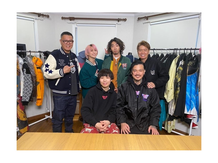 （後列左から）長谷川忍、佐久間大介、柄本時生、ヒロミ（C）日本テレビ