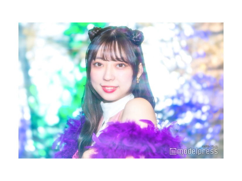 モデルプレスのインタビューに応じた高村栞里（C）モデルプレス