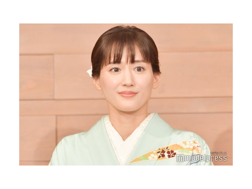 「義母と娘のブルースFINAL2024年謹賀新年スペシャル」制作発表会見に出席した綾瀬はるか（C）モデルプレス