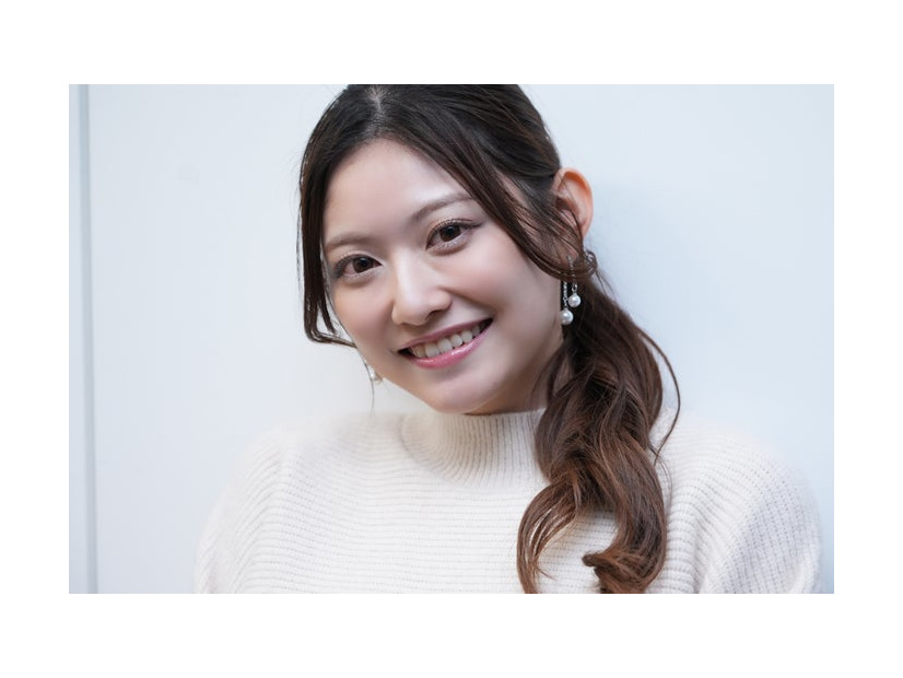 モデルプレスのインタビューに応じた出町杏奈（提供写真）