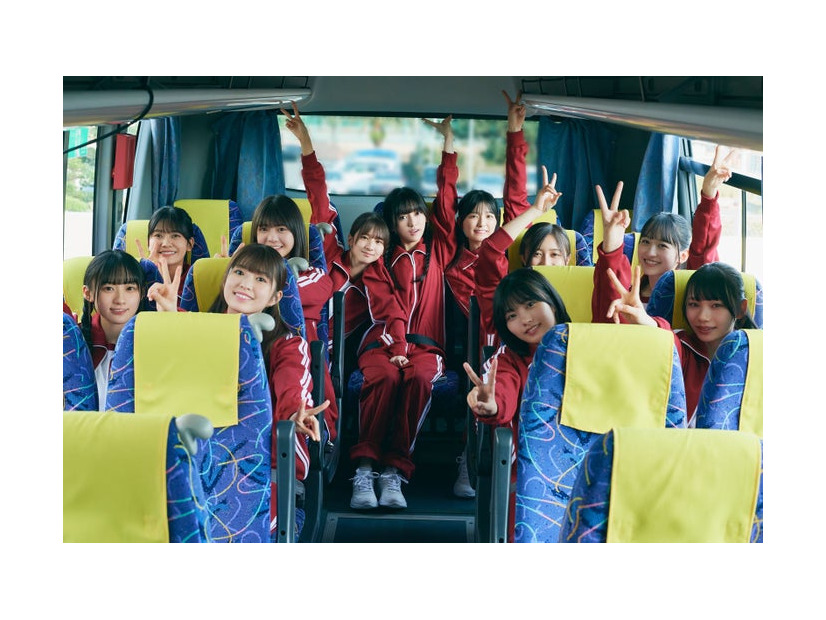 乃木坂46 5期生写真集より／撮影：⽥中瞳