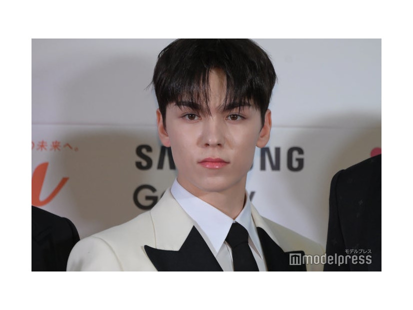 VERNON（バーノン）／SEVENTEEN（C）モデルプレス