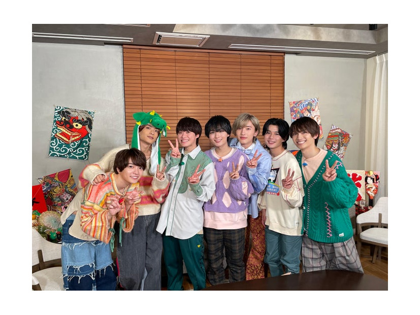 なにわ男子（左から）西畑大吾、高橋恭平、大橋和也、大西流星、道枝駿佑、長尾謙杜、藤原丈一郎（提供写真）
