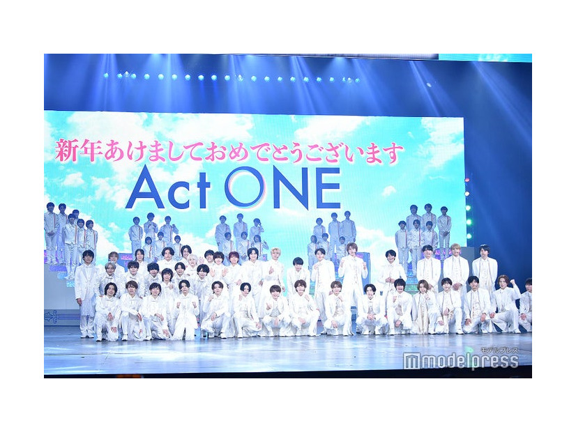 （左から）少年忍者、HiHi Jets、美 少年、7 MEN 侍ら／「Act ONE」公開記者会見の様子（C）モデルプレス