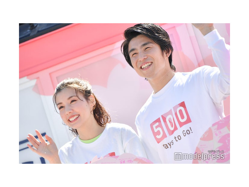 仲里依紗、中尾明慶（C）モデルプレス