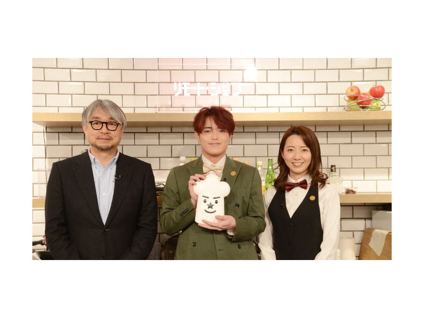小山薫堂、吉澤閑也、内田嶺衣奈（C）bsfuji