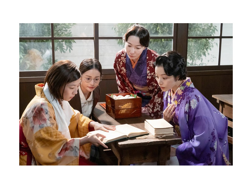伊藤沙莉、ハ・ヨンス、平岩紙、桜井ユキ「虎に翼」第11話より（C）NHK