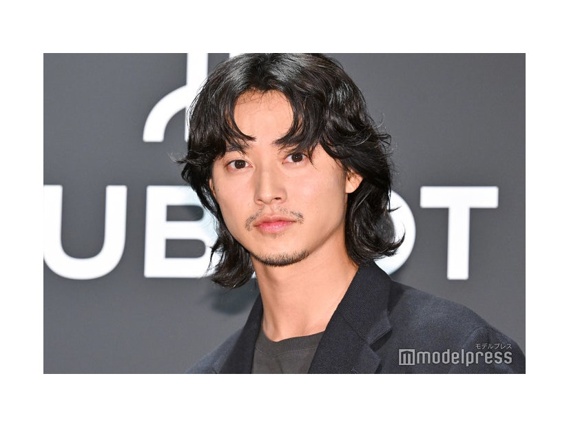 山崎賢人（C）モデルプレス