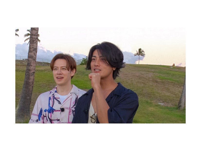 ウエンツ瑛士、赤西仁（C）フジテレビ
