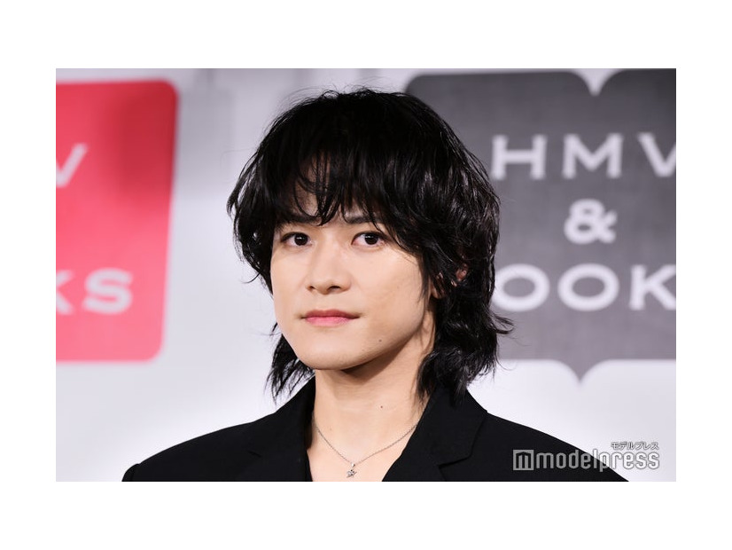 「選択」刊行記念プレス取材に出席した岩谷翔吾（C）モデルプレス