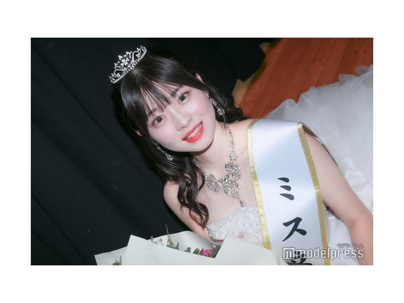「ミス立教2024」グランプリに輝いた加納美月さん（C）モデルプレス