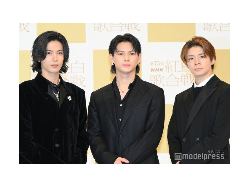 Number_i（左から）神宮寺勇太、平野紫耀、岸優太（C）モデルプレス