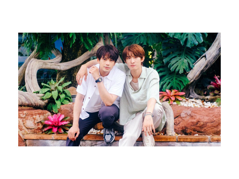 森崎ウィン、向井康二（C）2025「（LOVE SONG）」製作委員会