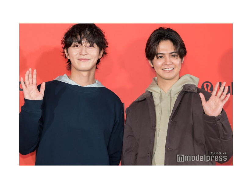 イベントに出席したパク・ソジュン、片寄涼太（C）モデルプレス