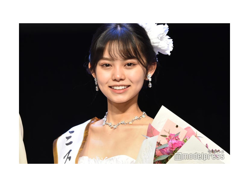 「ミス東大2024」グランプリを受賞した松藤百香さん（C）モデルプレス