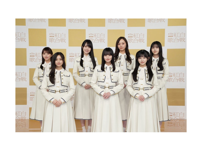 乃木坂46／（後列左から）与田祐希、賀喜遥香、梅澤美波、久保史緒里（前列左から）井上和、遠藤さくら、池田瑛紗（提供写真）