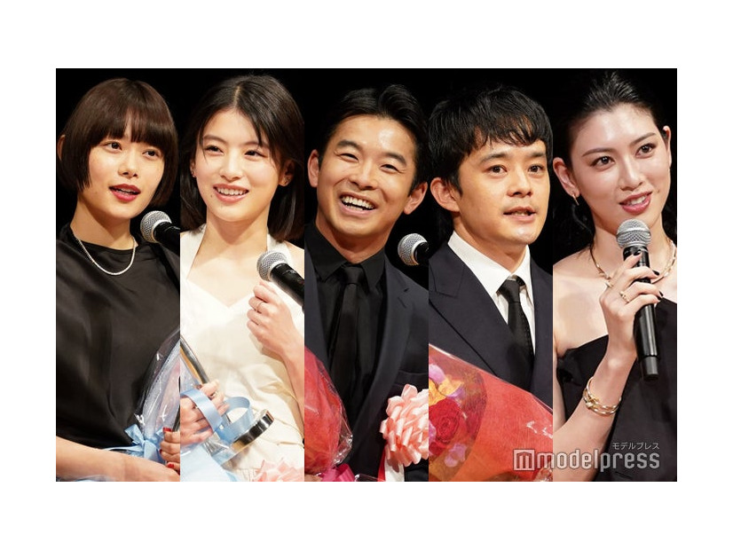 （左から）杉咲花、出口夏希、仲野太賀、池松壮亮、三吉彩花「第46回ヨコハマ映画祭」より（C）モデルプレス