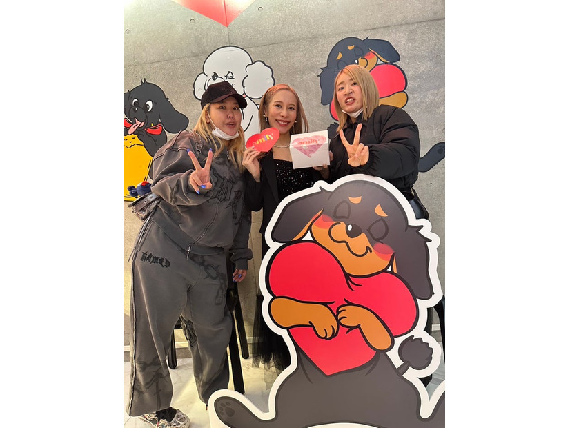 平成フラミンゴ＆ありしゃん「AMILY」（提供写真）
