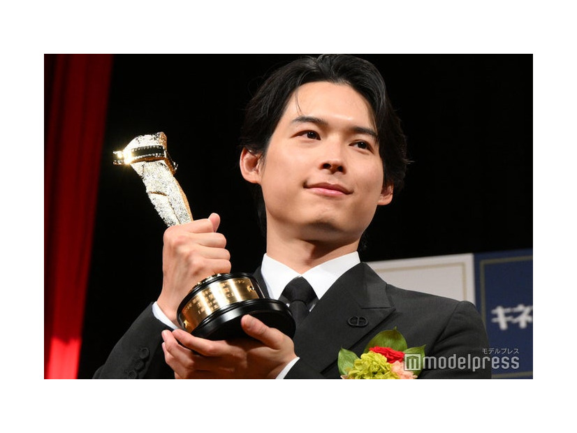 「第98回キネマ旬報ベスト・テン」主演男優賞を受賞した松村北斗（C）モデルプレス