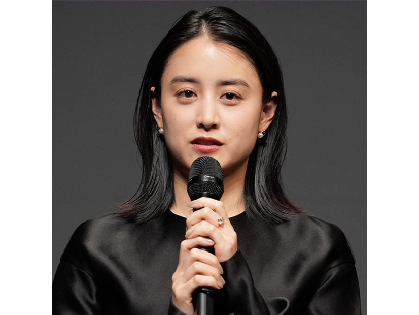 山本美月、爽やかイエローアウターの春コーデに反響「いつも美しい」「憧れです」